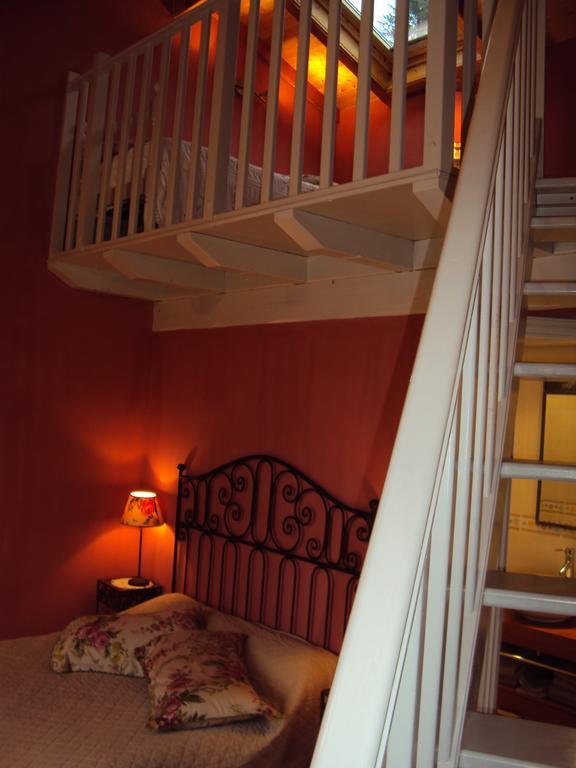 Maison D'Hotes Du Vert Vallon Theize Номер фото